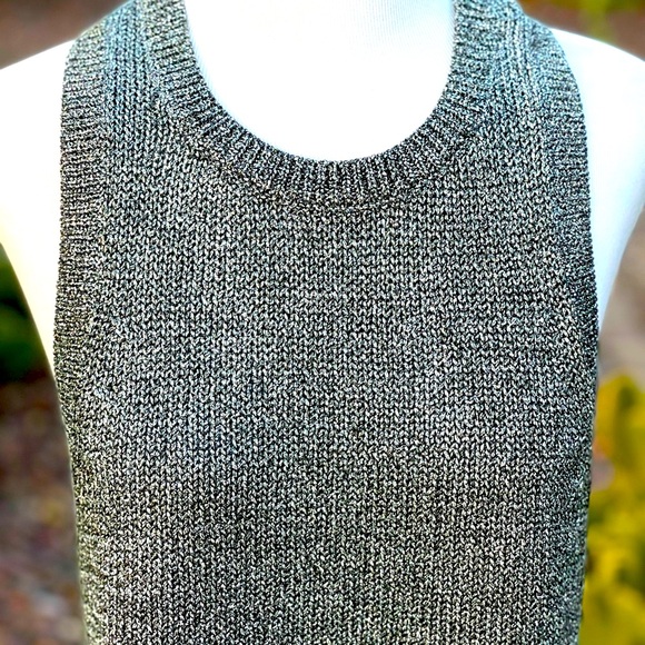 H&M DRESSY SILVER METALLIC TOP - Picture 2 of 4